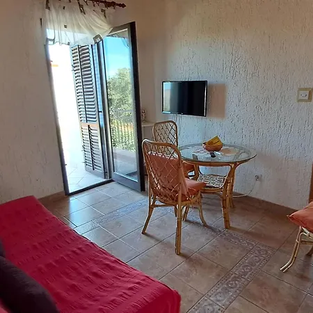 Kleine Mit Schoenem Balkon By Interhome Apartamento *