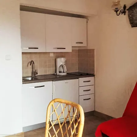 Kleine Mit Schoenem Balkon By Interhome *